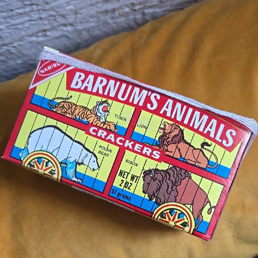 ☆ Barnams CIRCUS Crackers Cookie Box Nabisco VTG 1987 empty